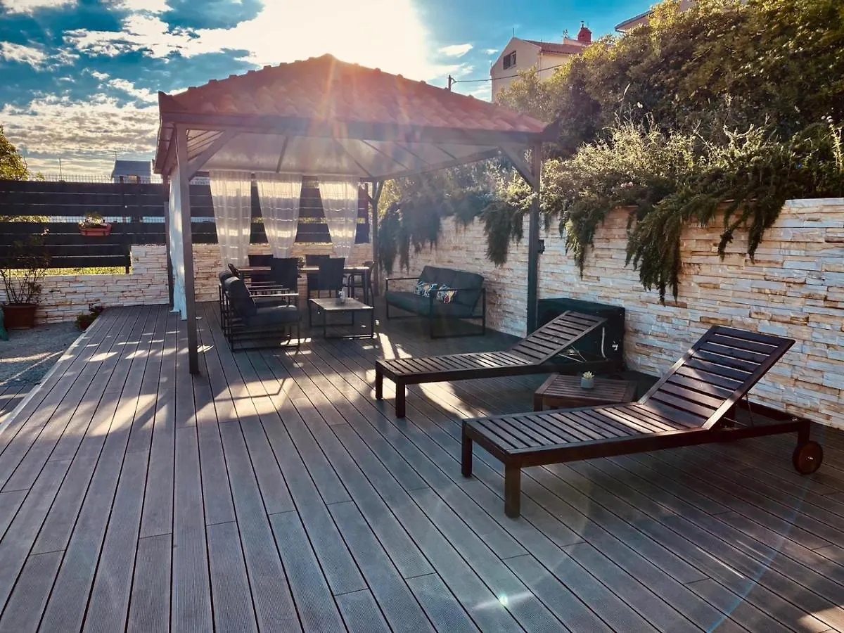 Villa Sunny Garden With Private Heated Pool Kastela 0*,  Croatia