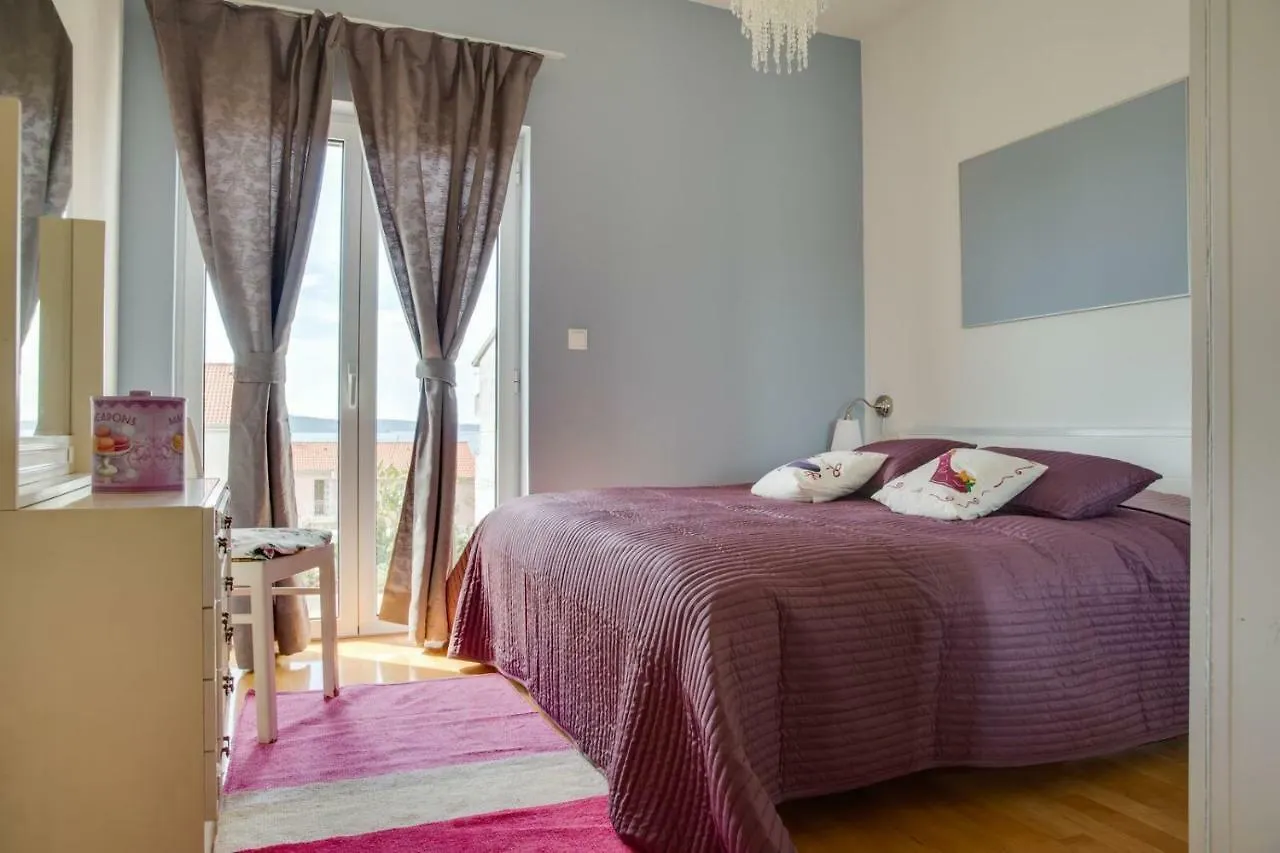 Villa Sunny Garden With Private Heated Pool Kastela 0*,